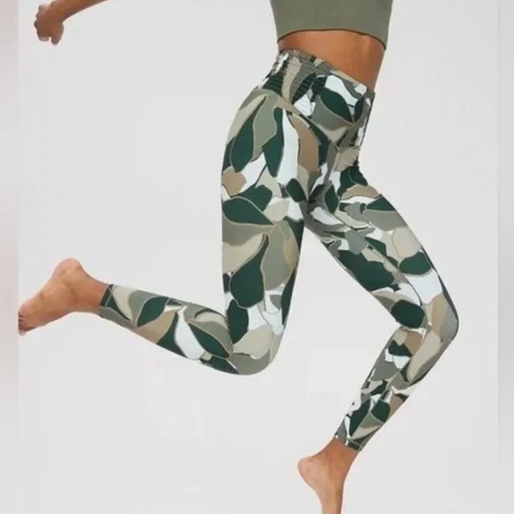 Aerie Offline Real Me Colliant Sans Pieds 7/8 Leggings-Size XS NWT Seafoam Green